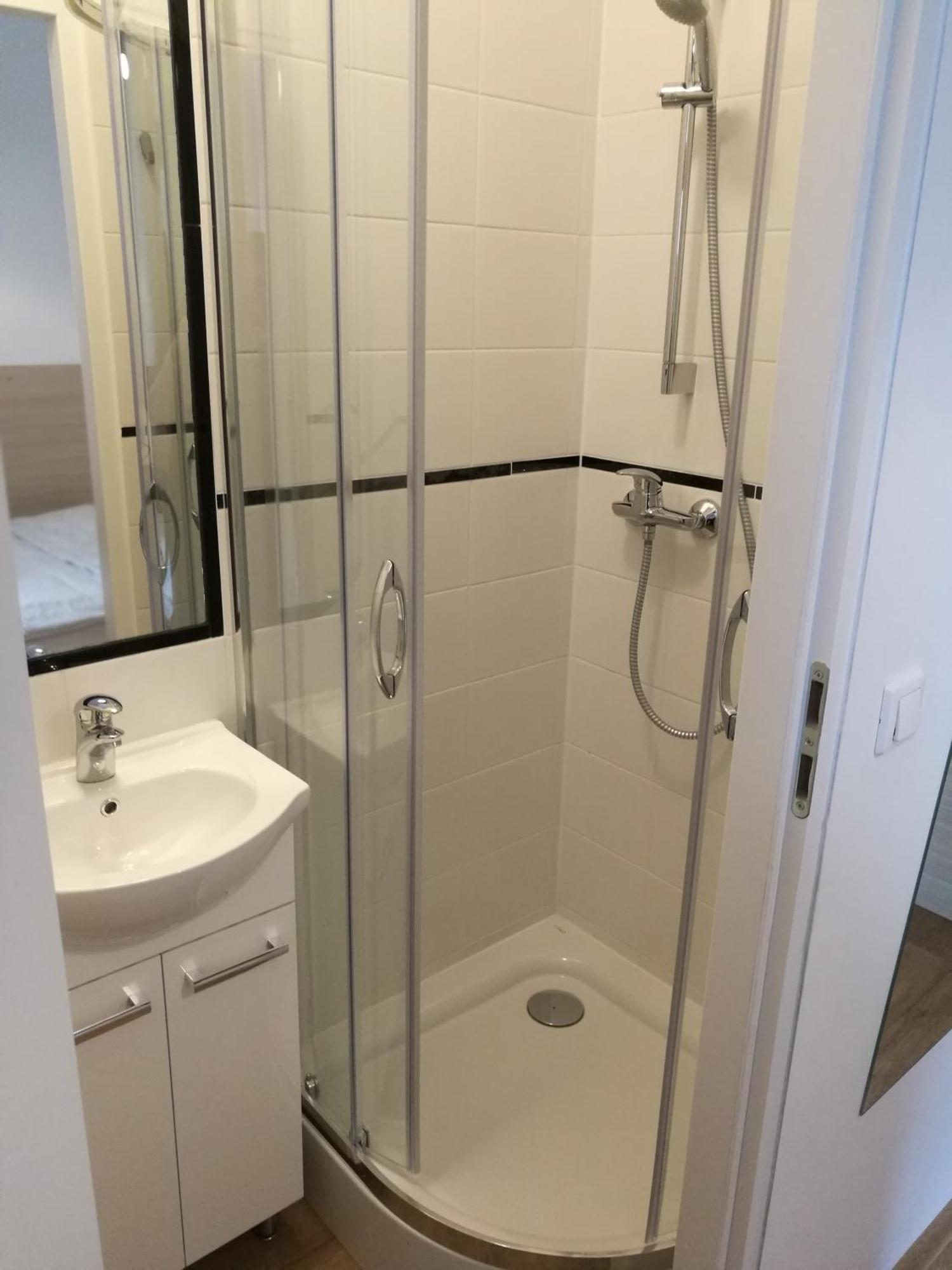 Mickiewicza Hostel Katowice Eksteriør billede